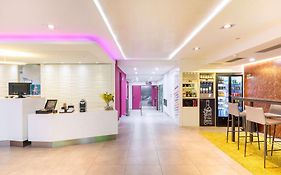 马德里普拉多宜必思尚品酒店